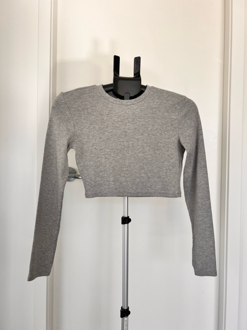 Zara Light Grey Cropped Long-Sleeve Top